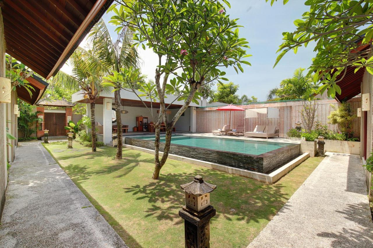 Lumbini Luxury Villas And Spa Джимбаран Екстер'єр фото